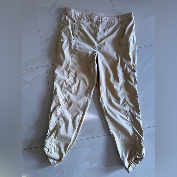 Chicos Women Pants 2 M Green Cropped Stretch Capri Elastic Waist Casual Straight - Picture 6 of 13